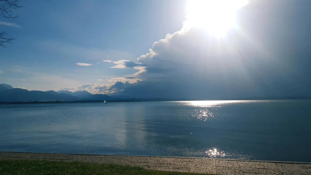 AD FONTES Suite - 80qm mit 3 Zi&Sauna&2 Bädern am Chiemsee! Übersee